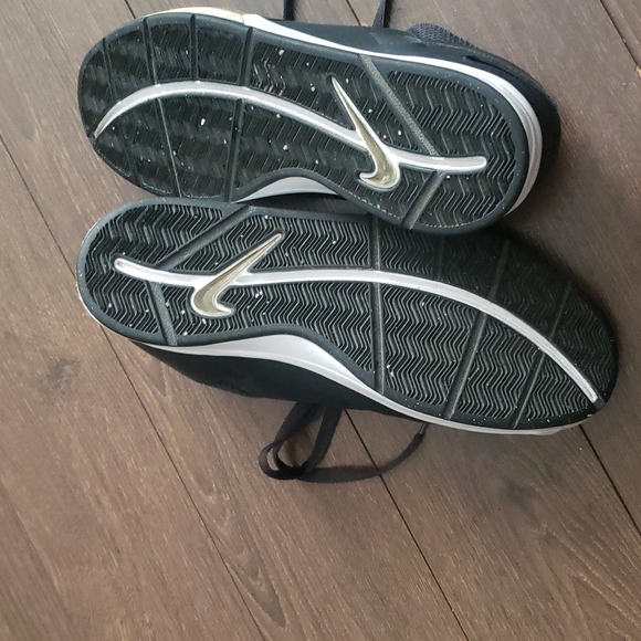 HP. Nike SB Zoom Air Sneakers - Picture 14 of 14